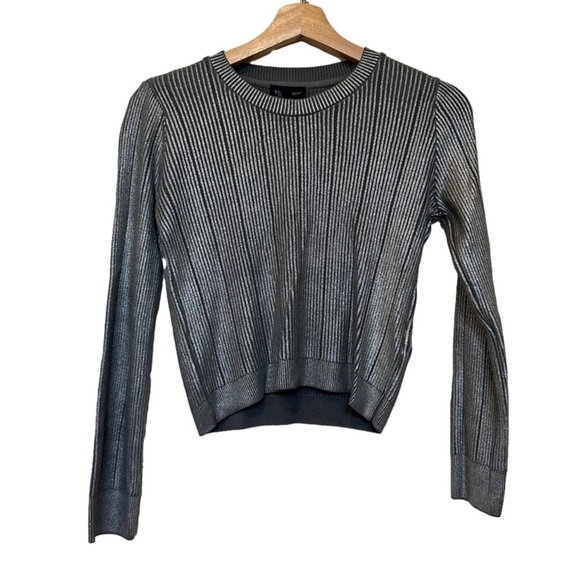 Topshop Tops - Topshop Silver Metallic Ribbed Crop Top Mockneck Shirt Long Sleeve Women’s